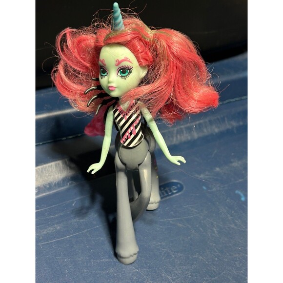 Monster high - Picture 1 of 4